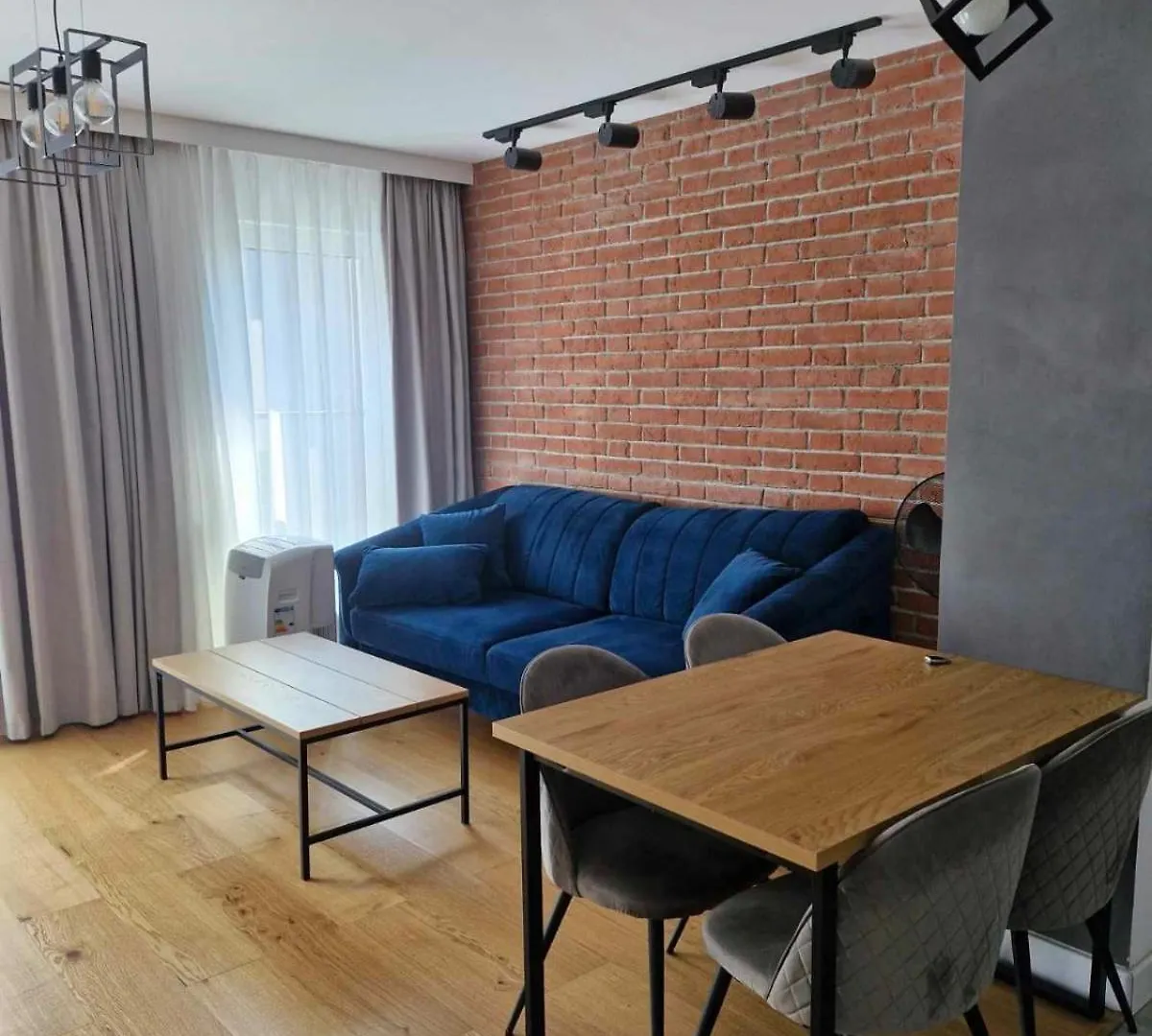 Halo Green Apartament 브로츠와프 0*,  폴란드